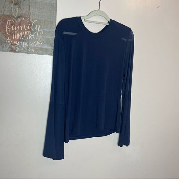 VENUS TOP   - Picture 12 of 12